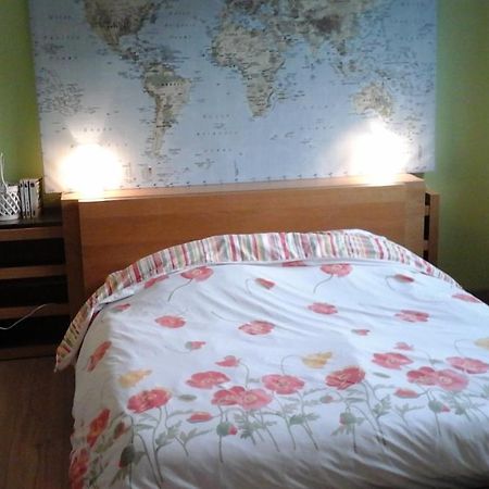 Bed and Breakfast L Atelier Casteljaloux Exterior foto